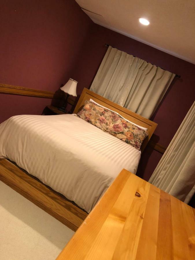 Sea Star Suites Tofino Room photo